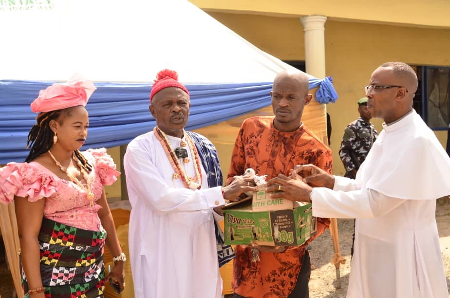 Oguta Monarchs End Centuries-Old Outcaste System, Declare All Indigenes Equal Oguta Monarchs End Centuries-Old Outcaste System, Declare All Indigenes Equal
