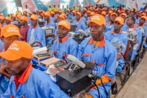 Alt Text: A detailed flowchart showing the step-by-step process of website SEO optimization from audit to reporting. Image...