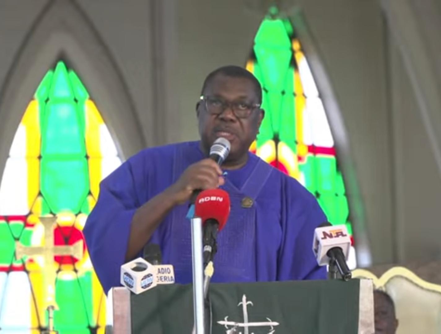 Gwamnatin Tarayya Ba Za Ta Mika Wuya Ga 'Yan Ta'adda, 'Yan Bindiga Ba ...